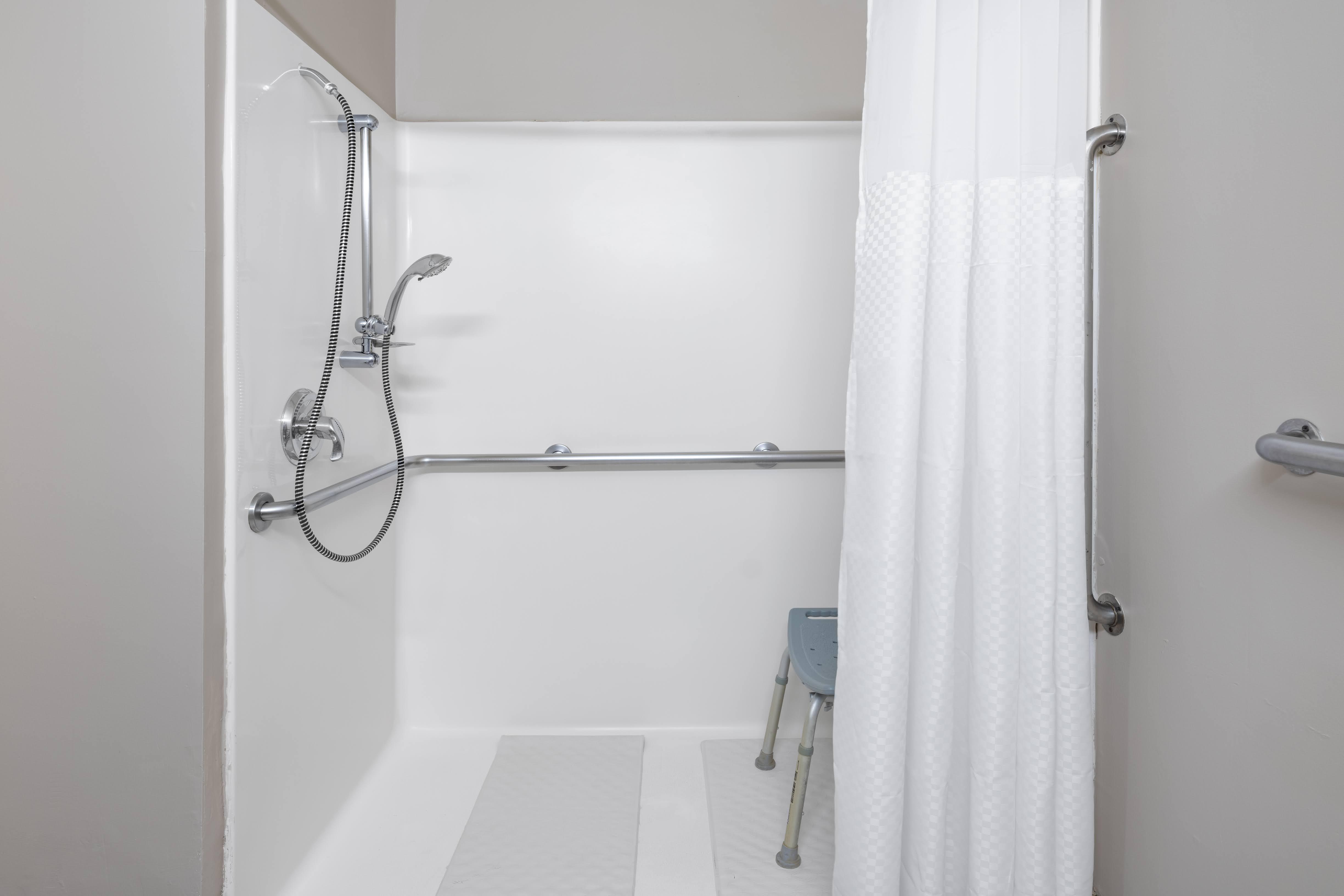 Baymont By Wyndham Gurnee Hotel Exterior photo