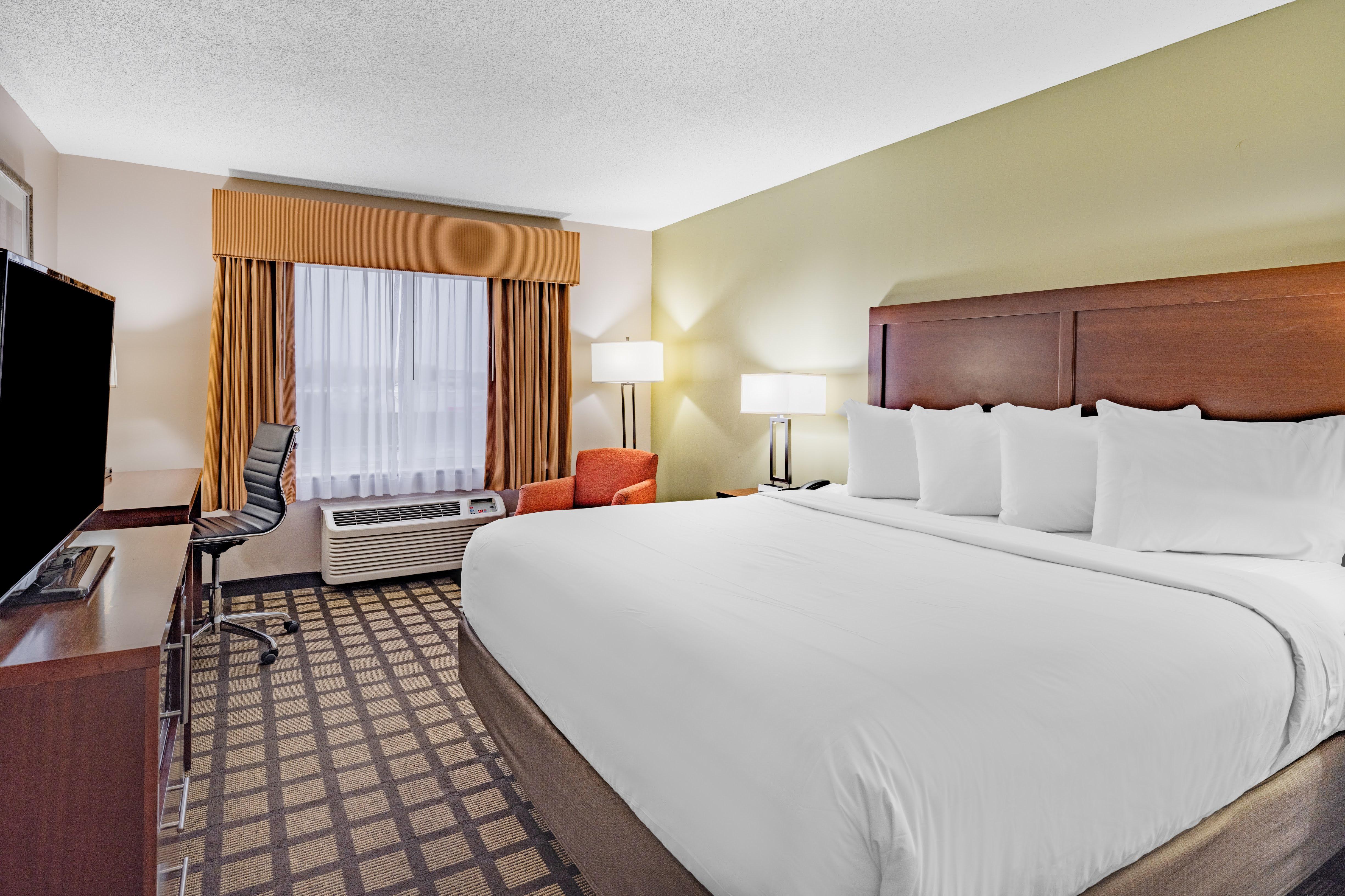 Baymont By Wyndham Gurnee Hotel Exterior photo